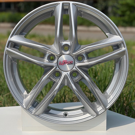 Moskva (КС689) 6.500xR16 5x114.3 DIA67.1 ET50 Блэк Джек Moskva (КС689) 6.500xR16 5x114.3 DIA67.1 ET50 Блэк Джек