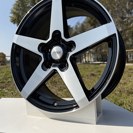 Токен (КС1127) 6.500xR17 5x108 DIA60.1 ET33 Блэк Джек