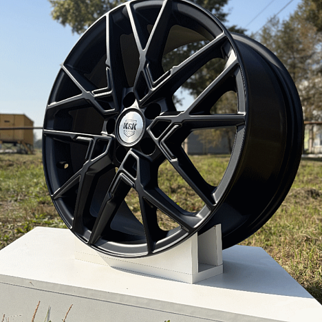 Вудроф (КС1044) 7.000xR18 5x108 DIA65.1 ET36 Мэт