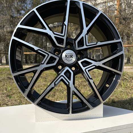 Вудроф (КС1044) 7.000xR18 5x108 DIA60.1 ET33 алмаз черный